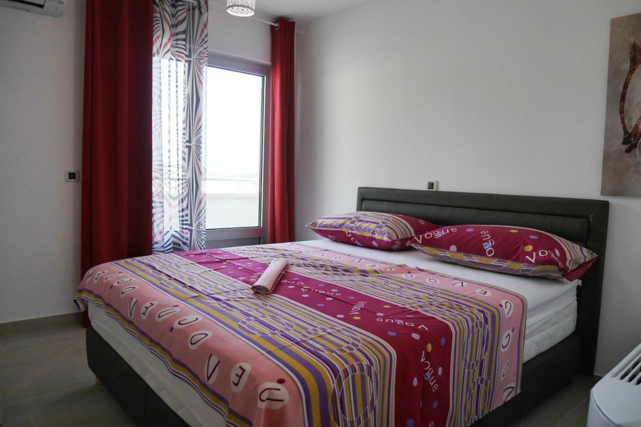 Apartments Mario Migros Makarska Ngoại thất bức ảnh