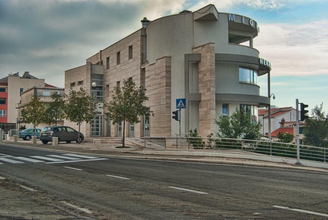 Apartments Mario Migros Makarska Ngoại thất bức ảnh