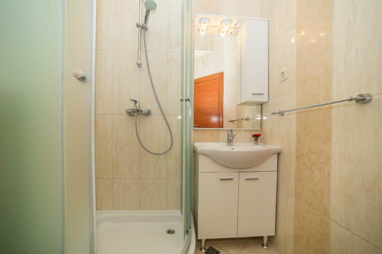 Apartments Mario Migros Makarska Phòng bức ảnh